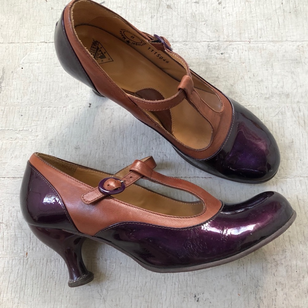 John Fluevog Bellevues. Size 8.